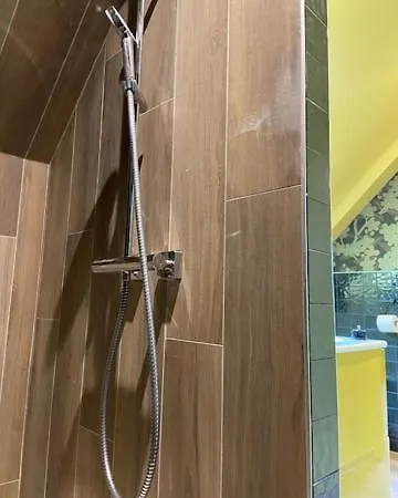 Les Herbes Flottantes Bed and Breakfast 3*