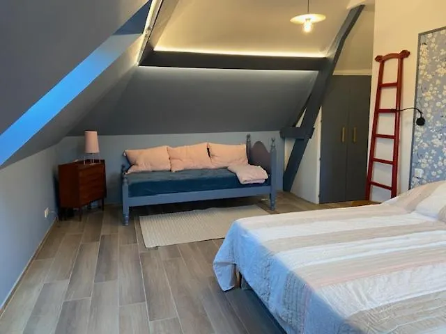 Les Herbes Flottantes Bed & Breakfast